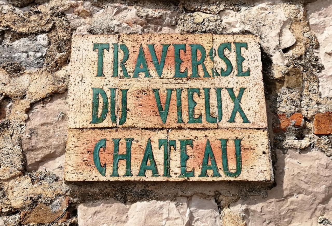 Traverse Du Vieux Chateau مينتون المظهر الخارجي الصورة