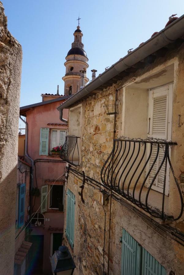 Traverse Du Vieux Chateau مينتون المظهر الخارجي الصورة